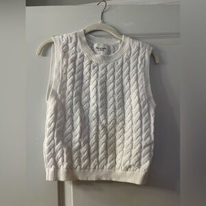 Abercrombie & Fitch Ivory Cable Knit Vest